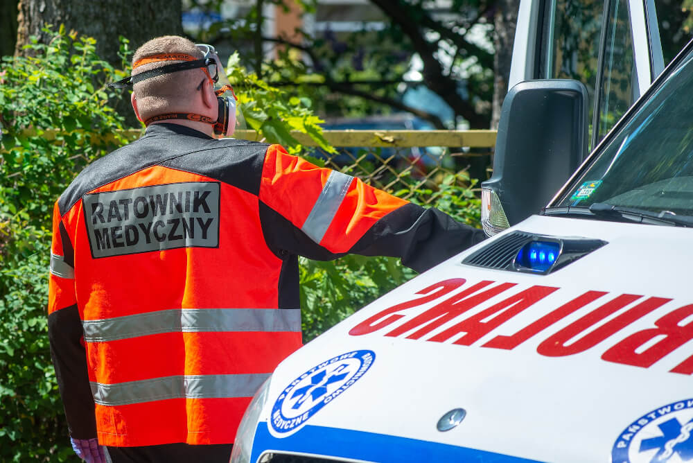 Zaopatrzenie szpitali uchwała sejmowa lekarze pielęgniarki medycy